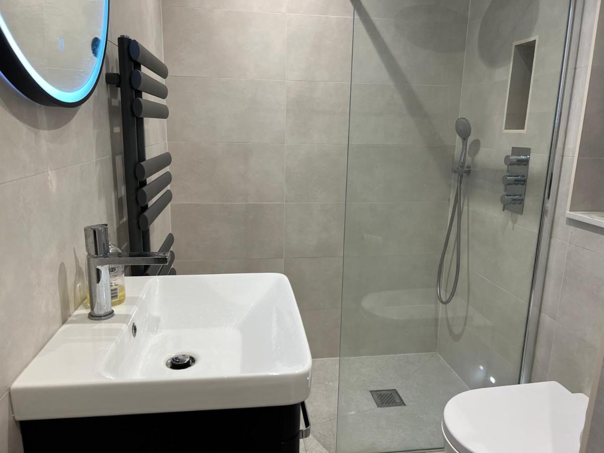 300M To Fitzwilliam Museum 3 En-Suites Double Bedroom Victoria House Cambridge  Ngoại thất bức ảnh