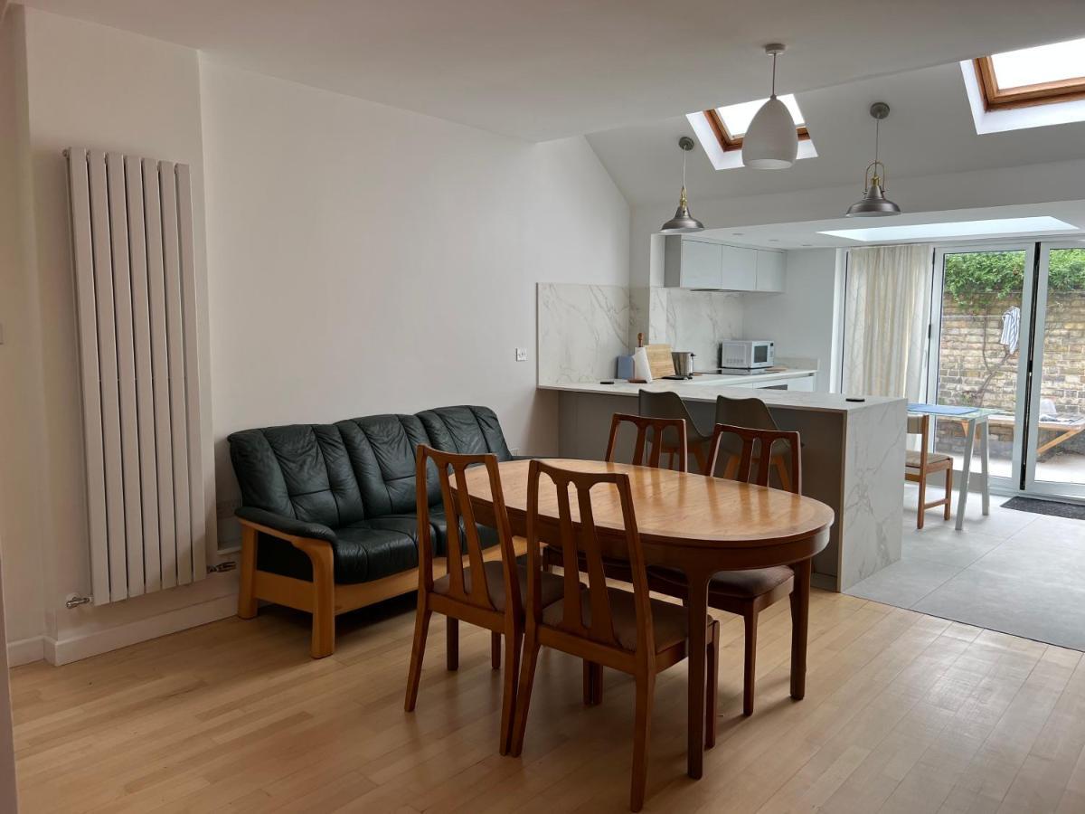 300M To Fitzwilliam Museum 3 En-Suites Double Bedroom Victoria House Cambridge  Ngoại thất bức ảnh